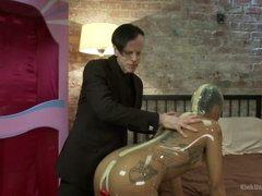 Gebondenheid, Pop, Latex