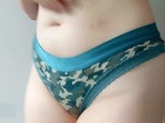 Konturen der schamlippen, Hochschule, Masturbation, Zierlich, Muschi, Solo, Strümpfe, Eng