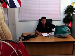 Blondine, Vollbusig, Milf, Polizei, Muschi, Eng, Titten, Uniform