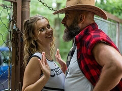 Gros cul, Grosse bite, Gros seins, Blonde, Sucer une bite, Papa, En levrette, De plein air