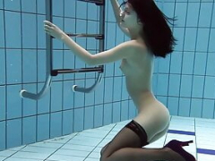 Morena, Erótico, Al aire libre, Sexo soft, Traje de baño, Adolescente, Tetas, Bajo el agua