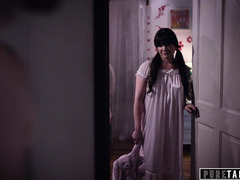 Grosse bite, Sucer une bite, Petit ami, Brunette brune, Tromperie, Fille, Lingerie, Épouse