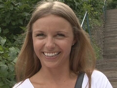 Blasen, Pov, Muschi, Rasiert, Dürr, Jungendliche (18+), Eng, Titten