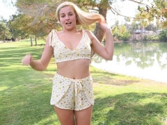 Anal, En gros plan de très près, Dansant, Doigter, Béant, Public, Gicler, Jouets