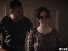 Grosser schwanz, Grosse titten, Kehlenfick, Schwanz, Handjob, Ehemann, Masturbation, Rau