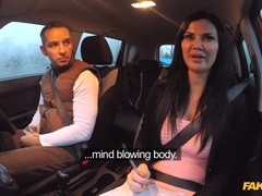 Cul, Gros seins, Sucer une bite, Voiture, Éjaculation interne, Léchez, De plein air, Chatte