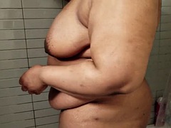 Sexy black bbw takes a shower