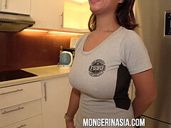 Enthousiasteling, Grote lul, Pijpbeurt, Filippijnse vrouw, Realiteit, Geschoren, Kousen, Tiener