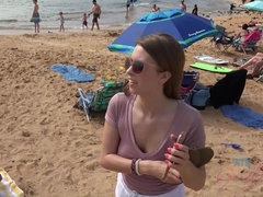 Plage, Pieds, Exhib, Petite amie, Nue, De plein air, Pov, Public