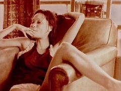 Пляж, Британки, Знаменитости, Поцелуи, Соски, Голышом, Тощие, Курящие