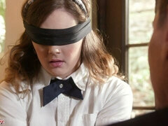 Gros cul, Grosse bite, Sucer une bite, Bondage, En levrette, Seins naturels, Adolescente, Nénés