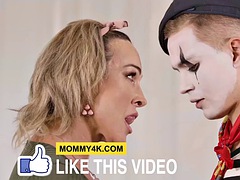 Kreng, Blond, Oudere vrouw, Rijpe lesbienne, Moeder die ik wil neuken, Moeder, Geschoren, Zoon