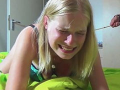 Sadomasoquismo, Culo grande, Tetas grandes, Rubia, Castigada, Sexo soft, Nalgadas, Adolescente