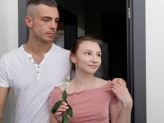 Большой член, Минет, Брюнетки, Собачьи, Огромные размеры, Натуральные сиськи, Молоденькие, Сиськи