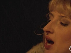 Braunhaarige, Dildo, Gesichtssitzen