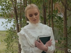 Красотки, Большие сиськи, Лизание, На природе, Пирсинг, Киски, Тату, Сиськи