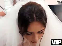 Morena, Engañando, Vestido, Tacones, Gritar, Afeitado, Apretado, Boda