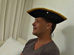Asiatique, Sucer une bite, Faciale, Homosexuelle, Branlette thaïlandaise, Adolescente, Thaïlandaise, Rétro ancien