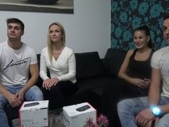 Kont, Pijpbeurt, Bruinharig, Tsjechisch, Hondjeshouding, Natuurlijke tieten, Geschoren, Vrouwwisselen