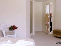 素人, ブロンド, 捕まる, 爸, チン, フェティッシュ, Hd, 結婚式