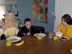 Leie, Grosse titten, Vollbusig, Besamung, Natürlichen titten, Schwanger, Titten