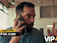 Lieveling, Pijpbeurt, Bruinharig, Bedriegen, Vriendin, Hardcore, Kantoor, Mager