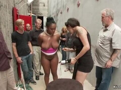 Bondage domination sadisme masochisme, Bondage, Noir ébène, Fétiche, Groupe, Humiliation, De plein air, Public