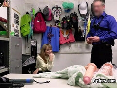 18 ans, Amateur, Blonde, Gode, Hard, Espionne, Adolescente, Jouets