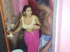 18 jahre, Tante, Bisexuell, Indisch, Orgie, Dusche