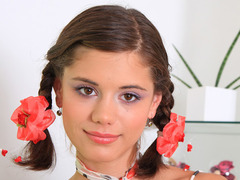 Brunette brune, Élève, Softcore, Adolescente