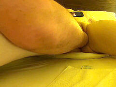 Enthousiasteling, Bondage discipline sadomasochisme, Eerste keer, Vuisten, Moeder die ik wil neuken, Straf, Tatoeage, Trein