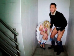 Большой член, Минет, Застукали, В одежде, Лизание, Вечеринка, На публике, Киски