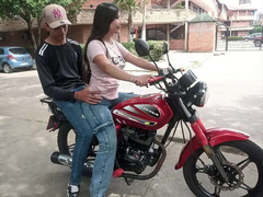 Amateur, Axilas, Culo, Bisexual, Morena, Hablar sucio, Pies, Besar