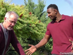 デカパイ, 浮気する, イく瞬間, 淫乱熟女, 穴開きパンティ, ピアス, ストッキング, 妻