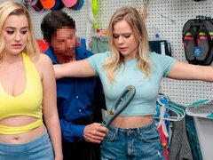 Большая жопа, Большие сиськи, Блондинки, Две девушки, Милф, Стриптизерша, Втроем, Униформа