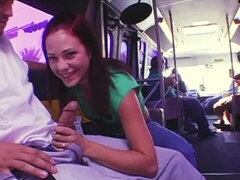 Grosse bite, Sucer une bite, Bus, Doigter, Branlette thaïlandaise, Masturbation, Rousse roux, Cheveux courts