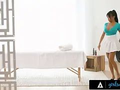 Nana, Gros seins, Poilue, Hd, Lesbienne, Seins naturels, Orgasme, Softcore