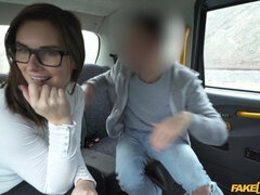 Jenifer Jane gets eaten out and screwed in the taxi