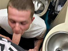 Большой член, Минет, Сперма во рту, Семяизвержение, Геи, Секс без цензуры, На публике, Жесткий секс