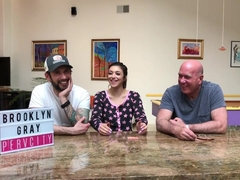 Derrière les coulisses, Éjaculer dans la bouche, Tir de sperme, Fille latino, Lingerie, Mature, Pov, Rugueux