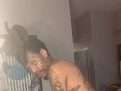 Hammer her cakes in her her tapping out