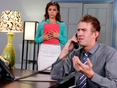 Enthousiasteling, Grote lul, Pijpbeurt, Hondjeshouding, Masturbatie, Moeder die ik wil neuken, Kantoor, Secretaresse