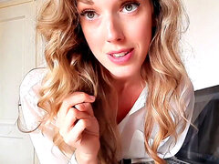 Secretary in upskirt talks dirty about dicks