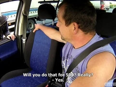 Grote kont, Kreng, Blond, Auto, Handbeurt, Buiten, Kousen, Slet