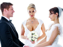 Mamada, Novia, Rostro sentado, Lamidas, Lencería, Mamá, Trio, Boda
