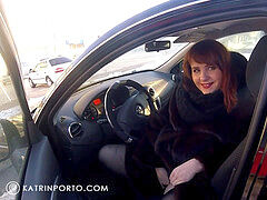 Belle grosse femme bgf, Gros cul, Voiture, Rondelette, Énorme, De plein air, Public, Nénés