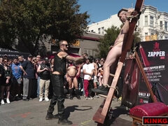 Sucer une bite, Bondage, Papa, Queue, Homosexuelle, Poilue, Punition, Rasée