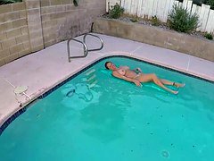 Pool Boy Anal Fucks a Busty MILF in her Backyard