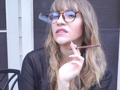 Sadomasoquismo, Hablar sucio, Dominación, Dominacion femenina, Gafas, Desnudo, Secretaria, Fumando