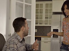 Amateur, Grosse bite, Tir de sperme, Famille, Doigter, Soeurs, Adolescente, Nénés